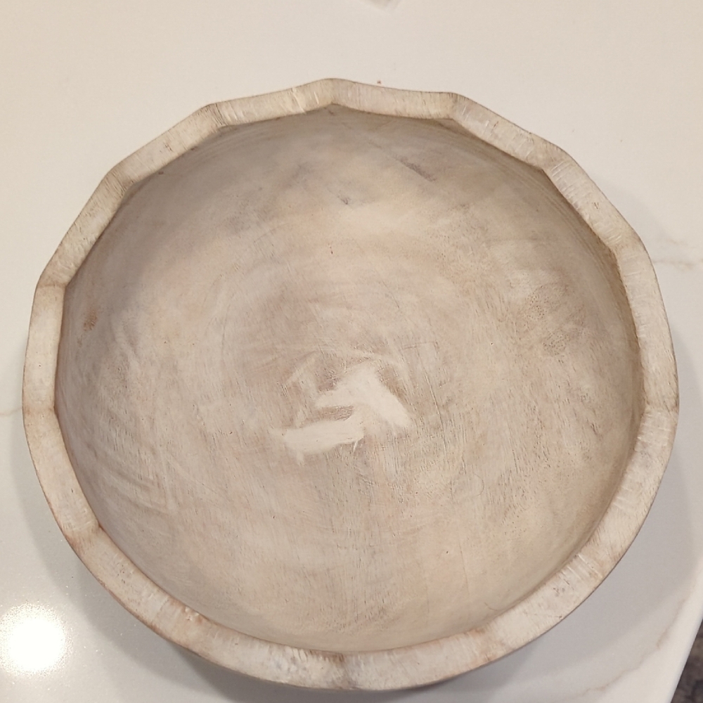 Rustic Wooden Bowl - Picture 2 of 8